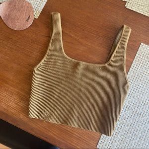 ❌sold on depop❌ Aritzia Sculpt Knit Tank, Cropped
